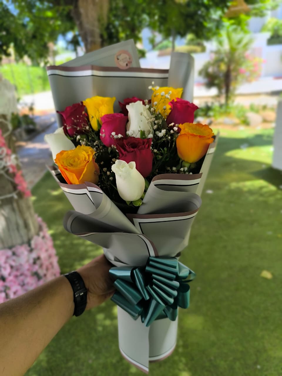 Elegant Oval Flower Bouquet